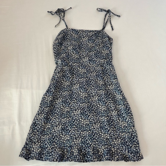 Abercrombie Blue Ditsy Floral Mini Dress - Picture 2 of 5